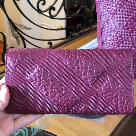 NWT Burberry Large handbag&wallet set - Picture 2 of 7